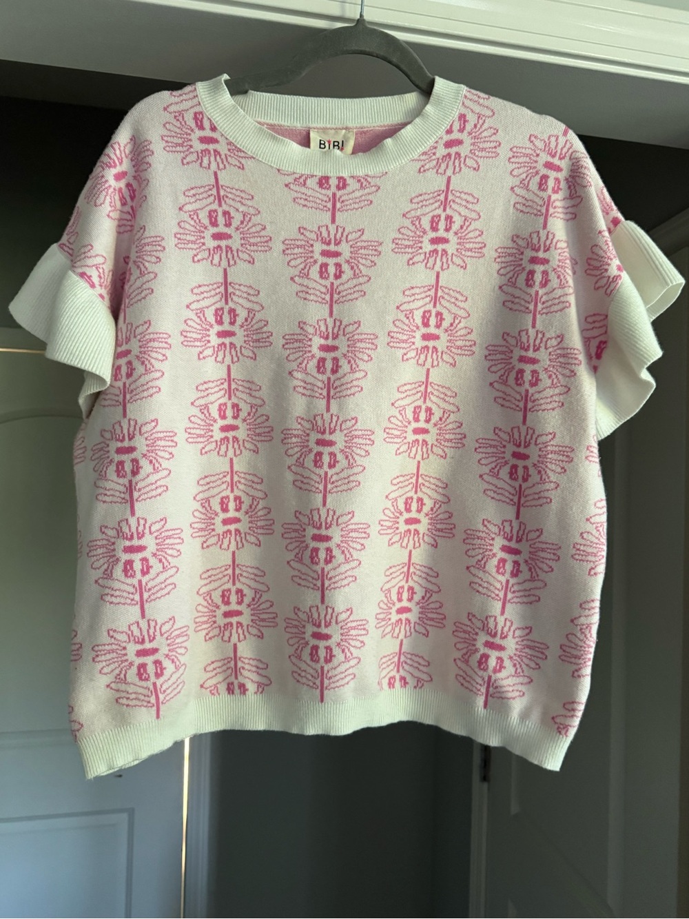 BiBi Sweater Womens XL Pink White Floral Ruffle Sleeve Knit Coquette Preppy